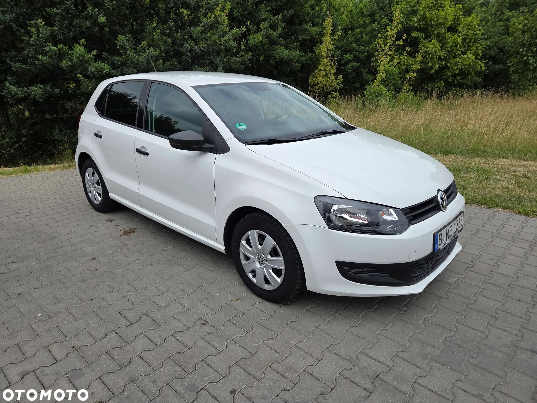Volkswagen Polo 1.2 Entry - 1