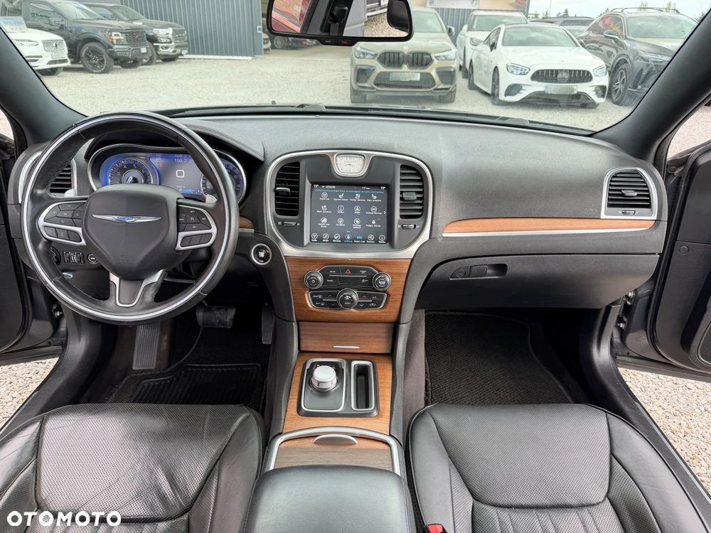 Chrysler 300C - 7