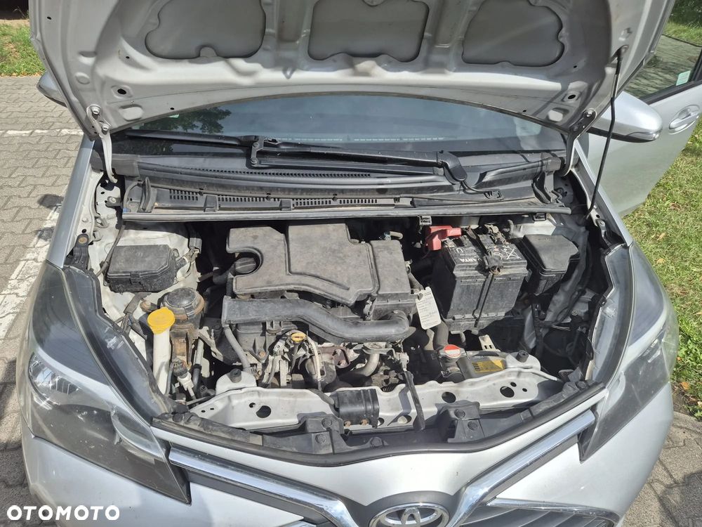 Toyota Yaris 1.0 Active EU6 - 12