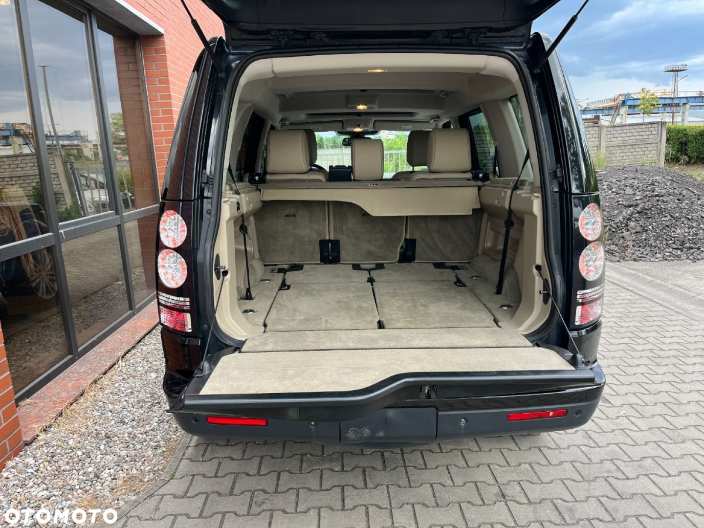 Land Rover Discovery - 28