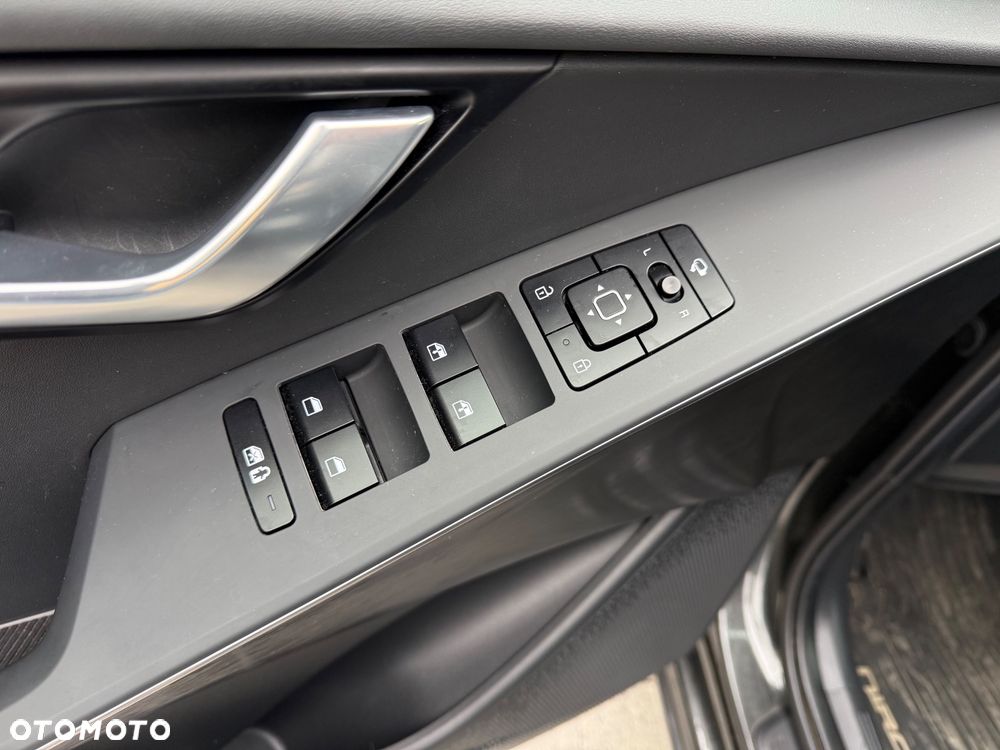 Kia Niro Vision - 16