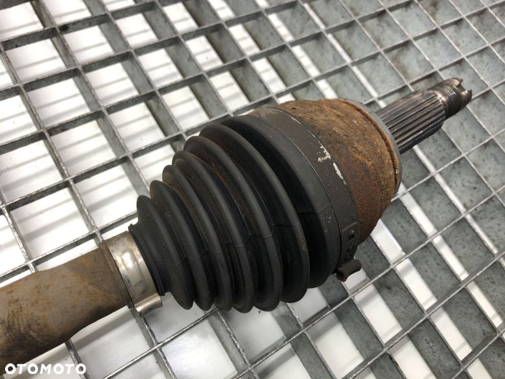 PÓŁOŚ PRAWY PRZÓD  HYUNDAI KONA (OS, OSE, OSI) 2017 - 2022 1.0 T-GDi 88 kW [120 KM] benzyna 2017 - 5