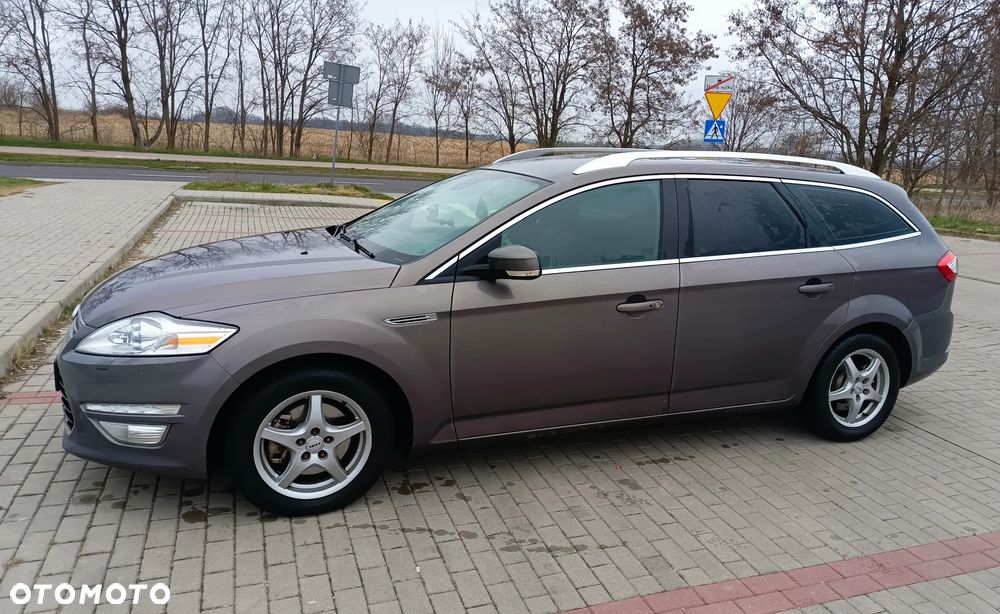 Ford Mondeo 2.0 TDCi Titanium X - 2