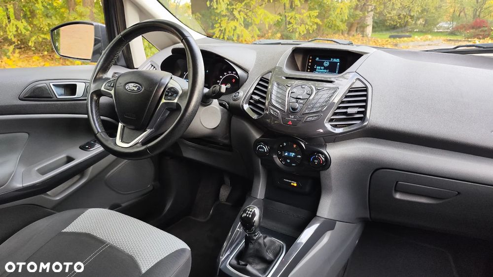 Ford EcoSport 1.0 EcoBoost TITANIUM - 29