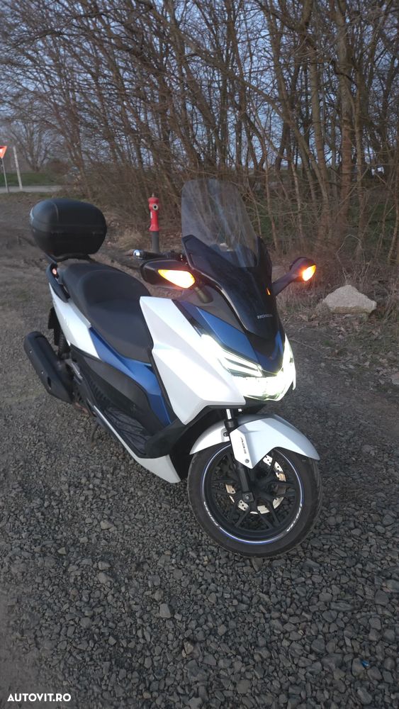 Honda Forza 125 - 1