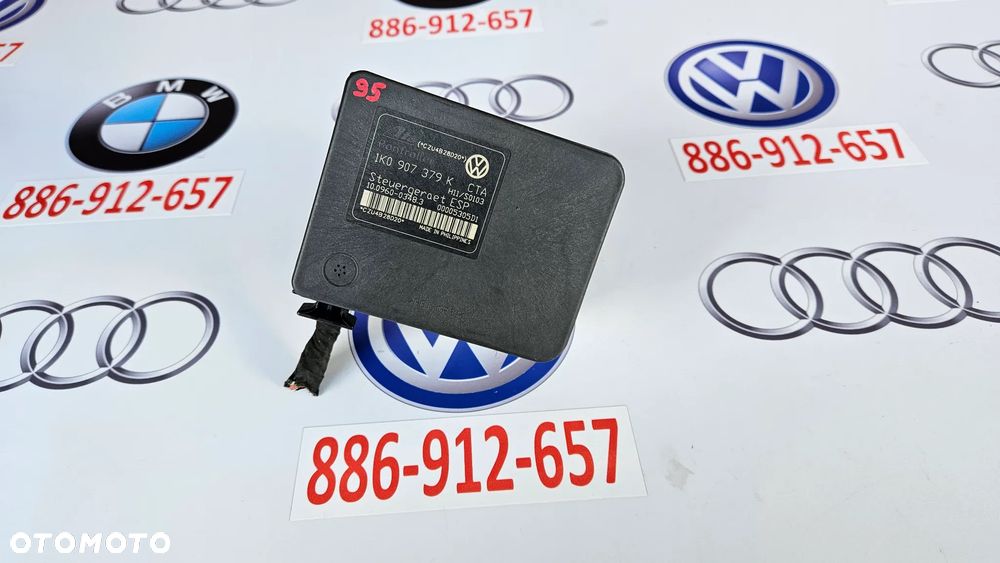 VW Golf 5 V  Pompa hamulcowa ABS Sterownik pompy 1K0907379K 1K0614517H - 1