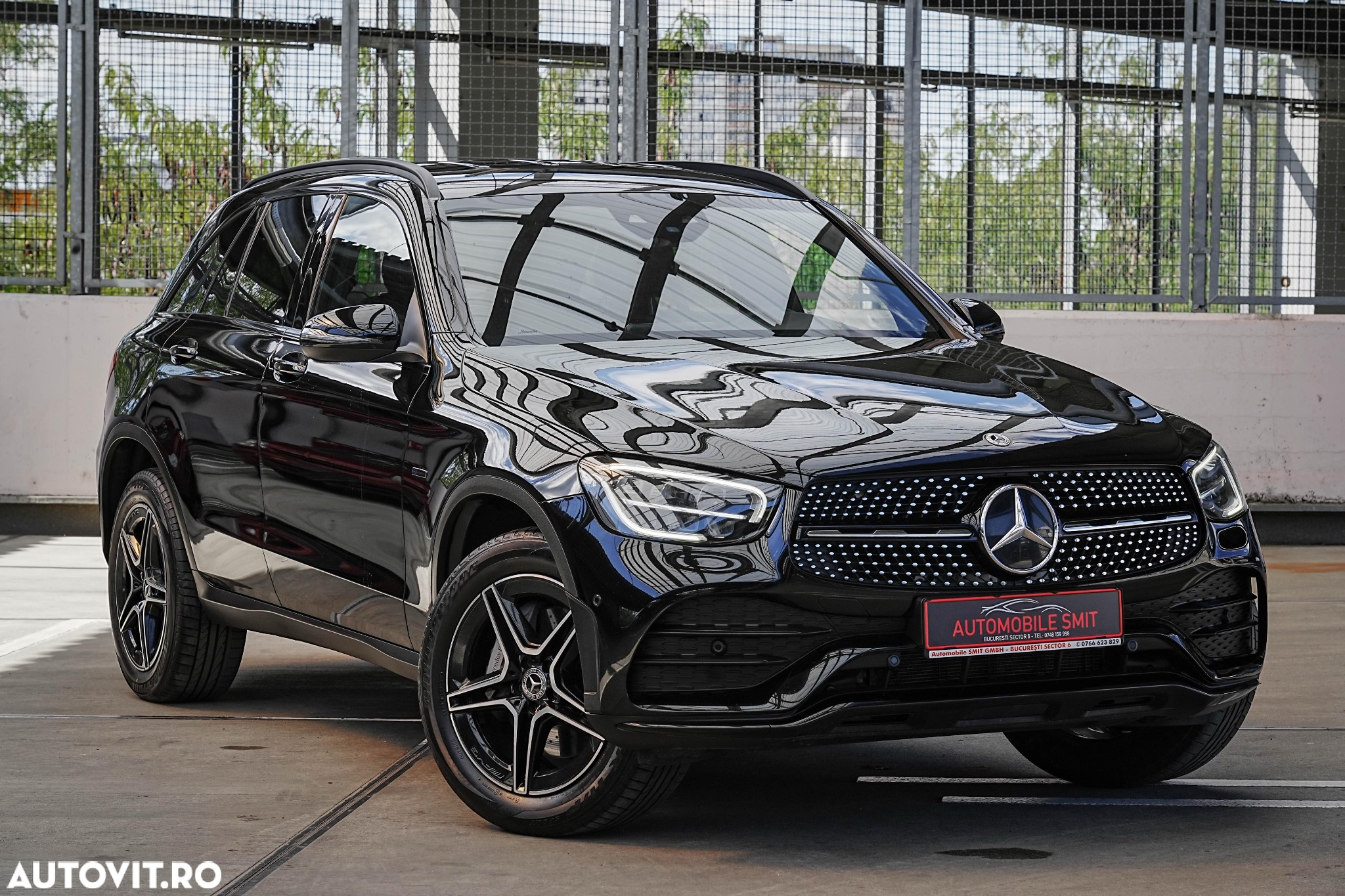 Mercedes-Benz GLC 300 de 4Matic 9G-TRONIC AMG Line - 2