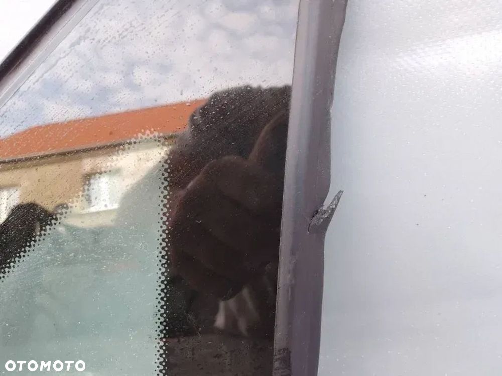 szyba karoseryjna lewa trójkąt mercedes vito w447 2017r - 2