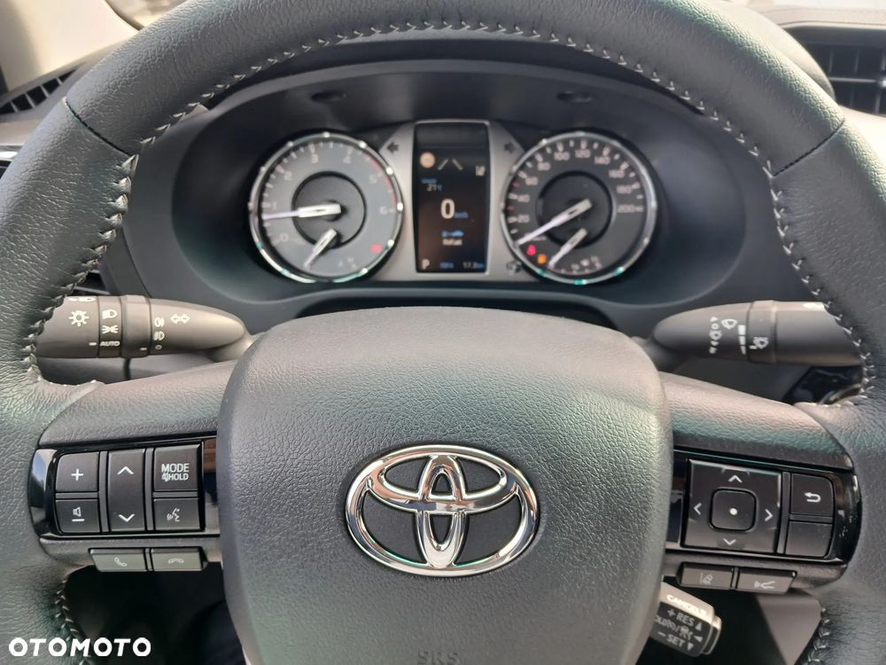 Toyota Hilux 2.8 D-4D mHEV Double Cab Executive 4x4 - 30