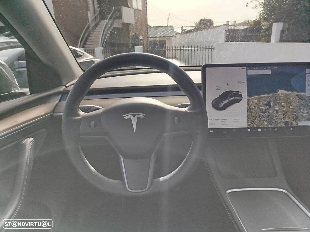 Tesla Model Y Long Range Tração Integral - 19