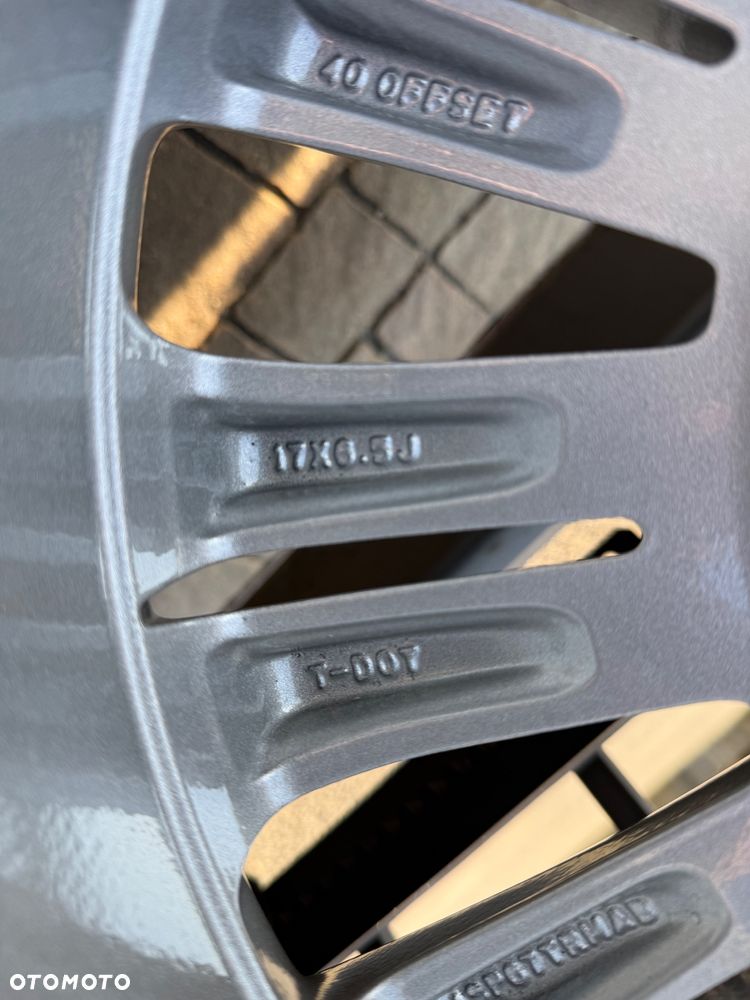 Town & Country Felgi aluminiowe 17” + opony Continental - 7