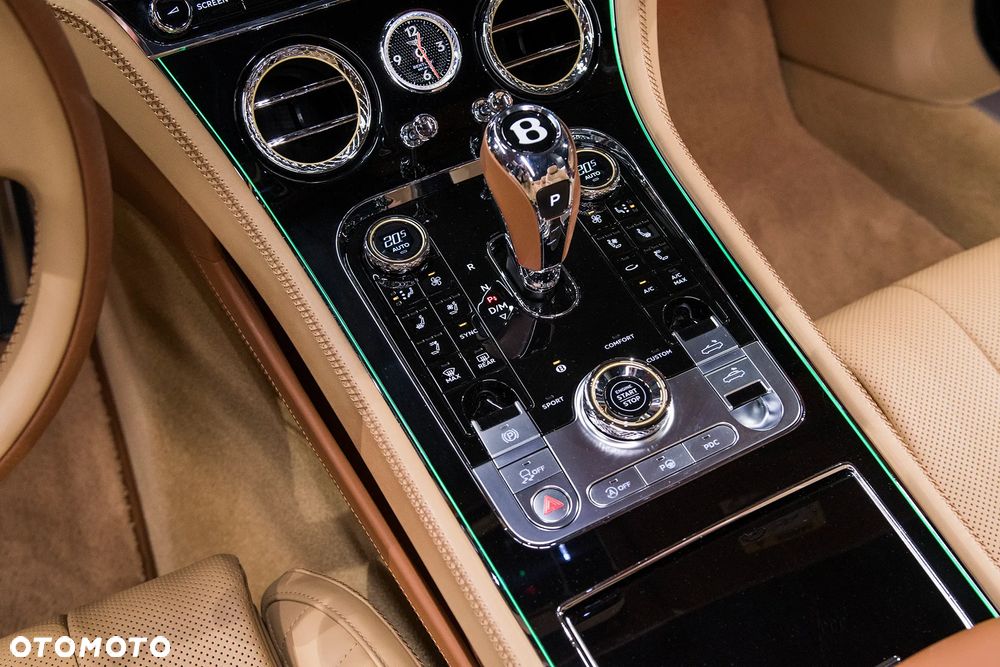 Bentley Continental GT - 15