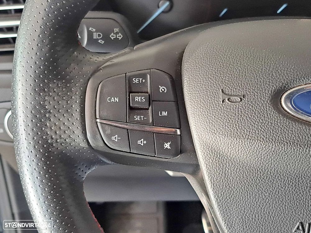 Ford Focus SW 1.0 EcoBoost MHEV ST-Line - 8