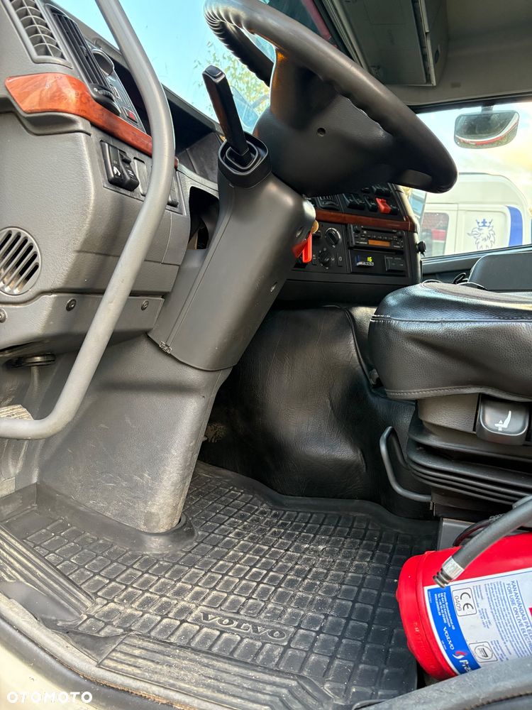 Volvo FM -400 6x4 - 24