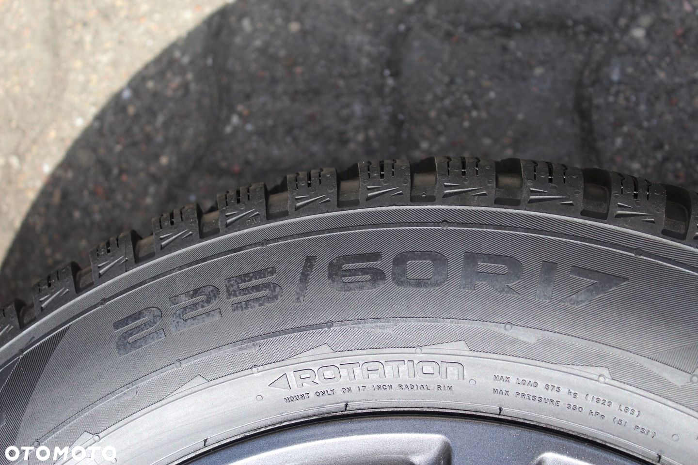 4x 225/60R17 NOKIAN SNOWPROOF 2 SUV 103V XL 23r 7,5mm - 8