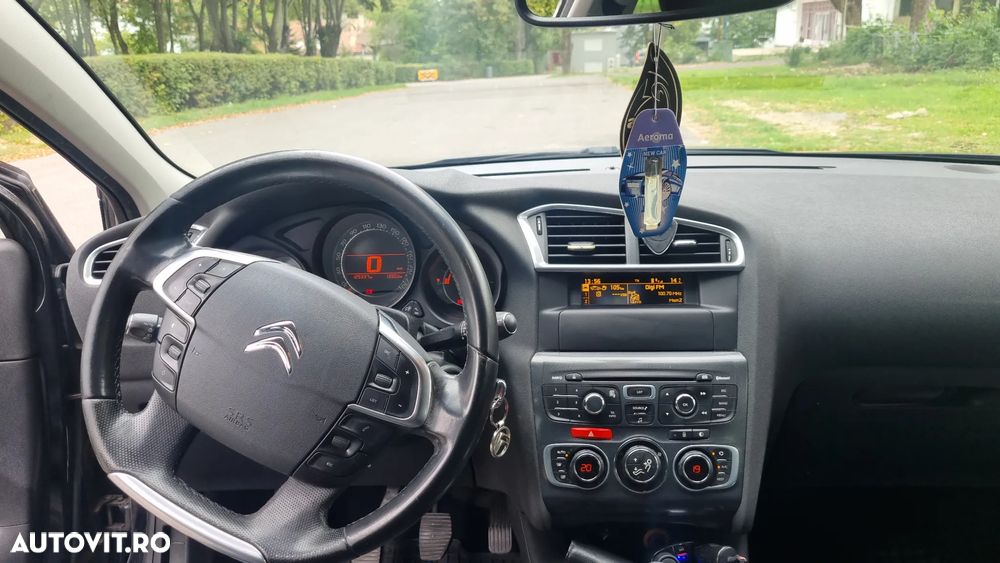 Citroën C4 1.6 HDI FAP Seduction - 9