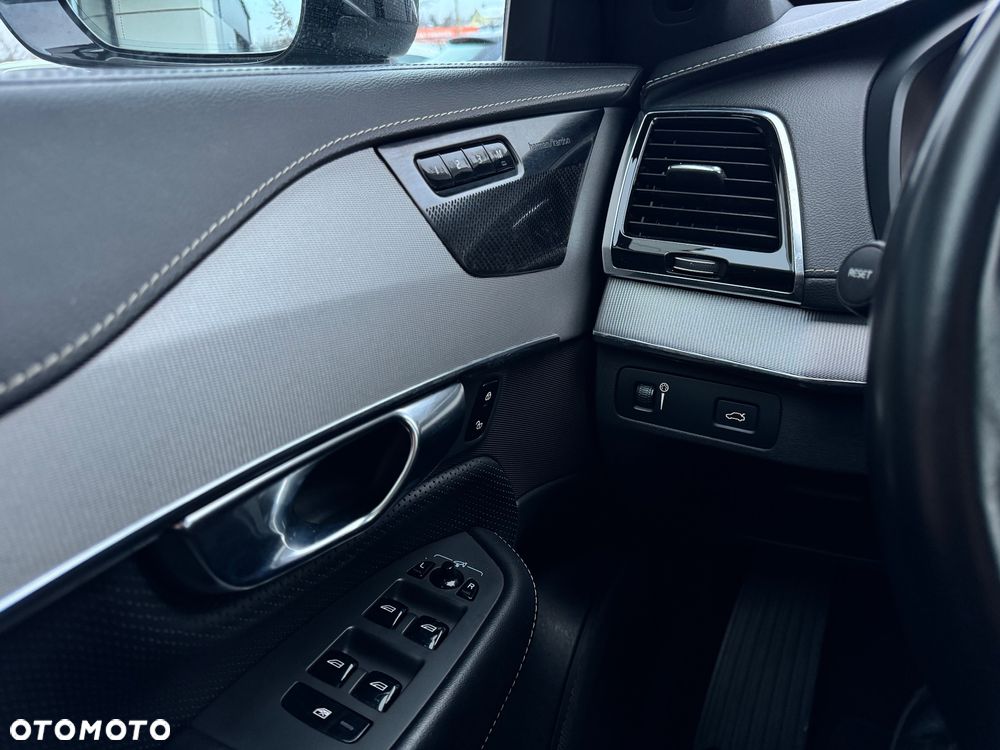 Volvo XC 90 B5 D AWD Ultimate Dark - 10