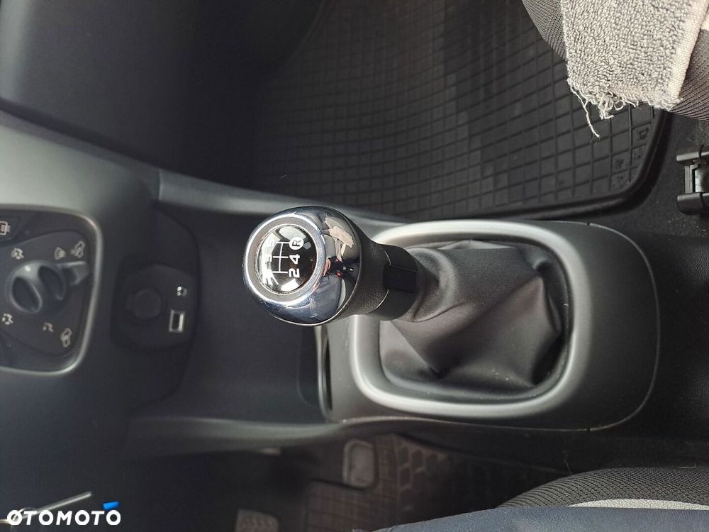 Toyota Aygo - 17