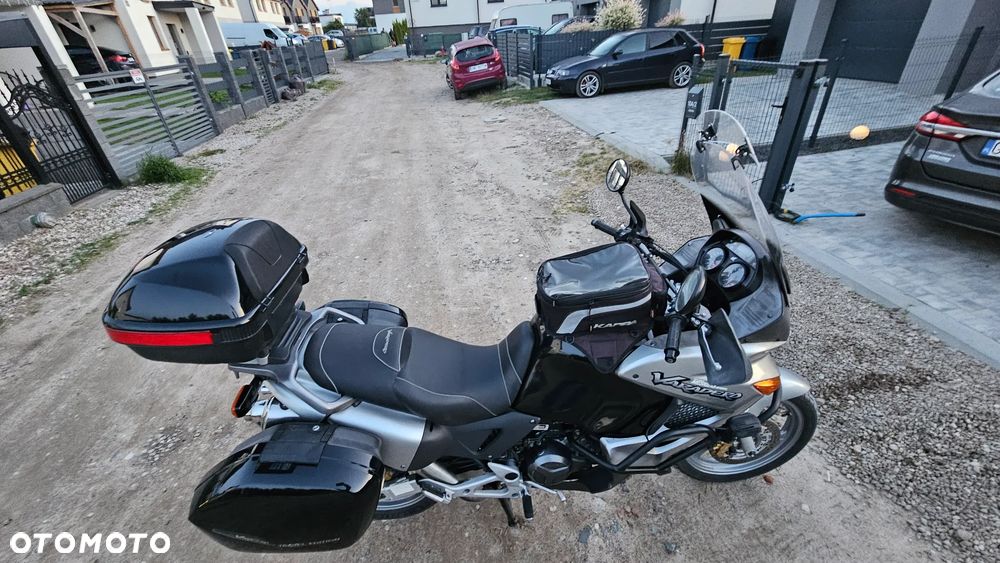 Honda XL - 6