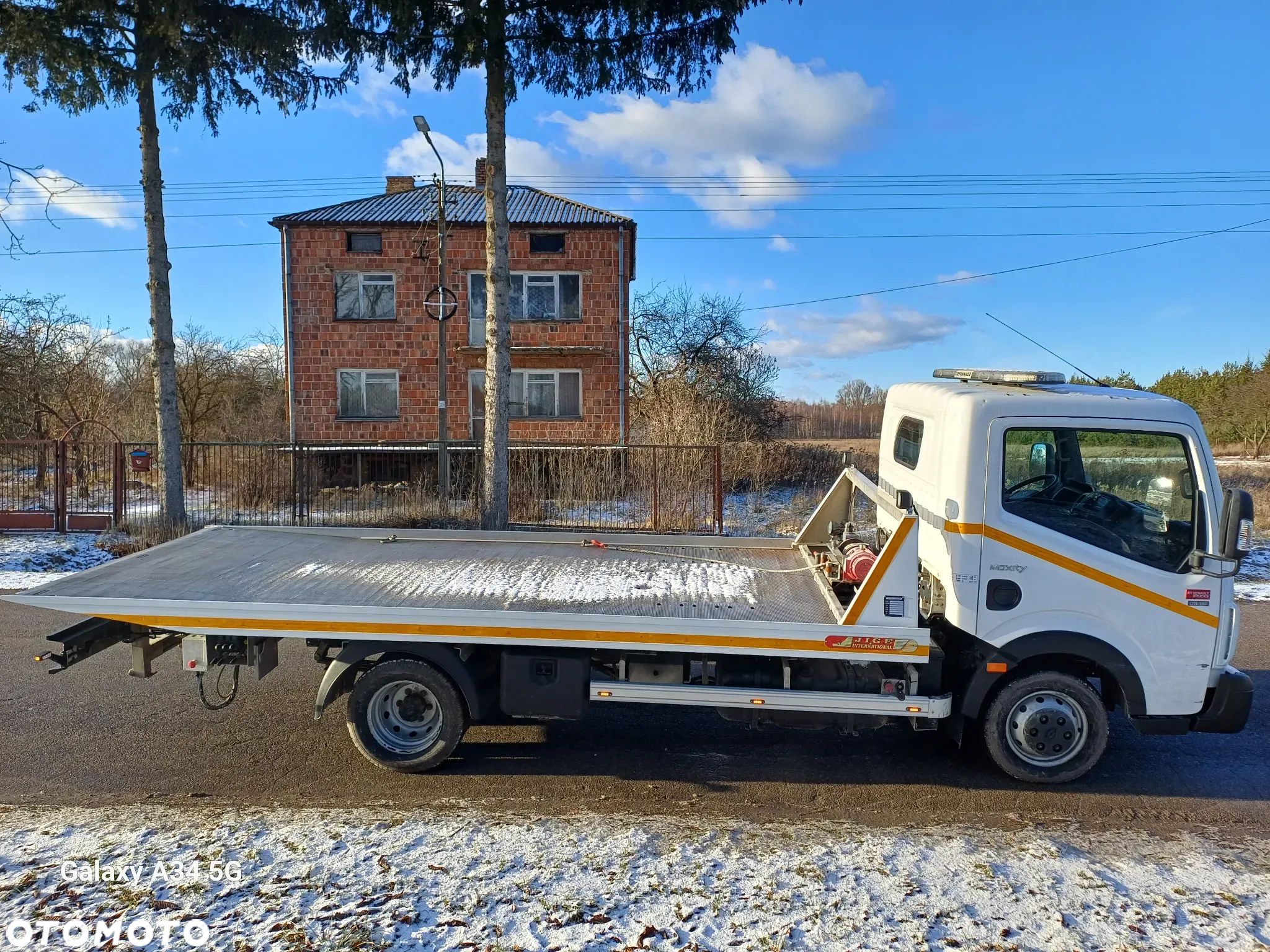 Renault Maxity - 6
