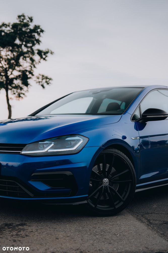 Volkswagen Golf - 12