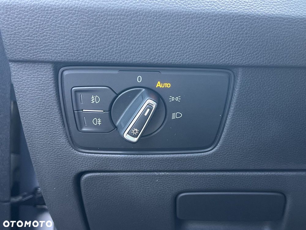 Volkswagen Passat Variant - 18