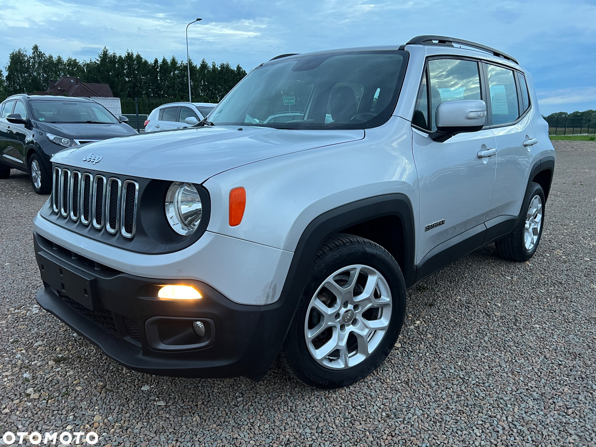 Jeep Renegade 1.4 MultiAir Longitude - 12