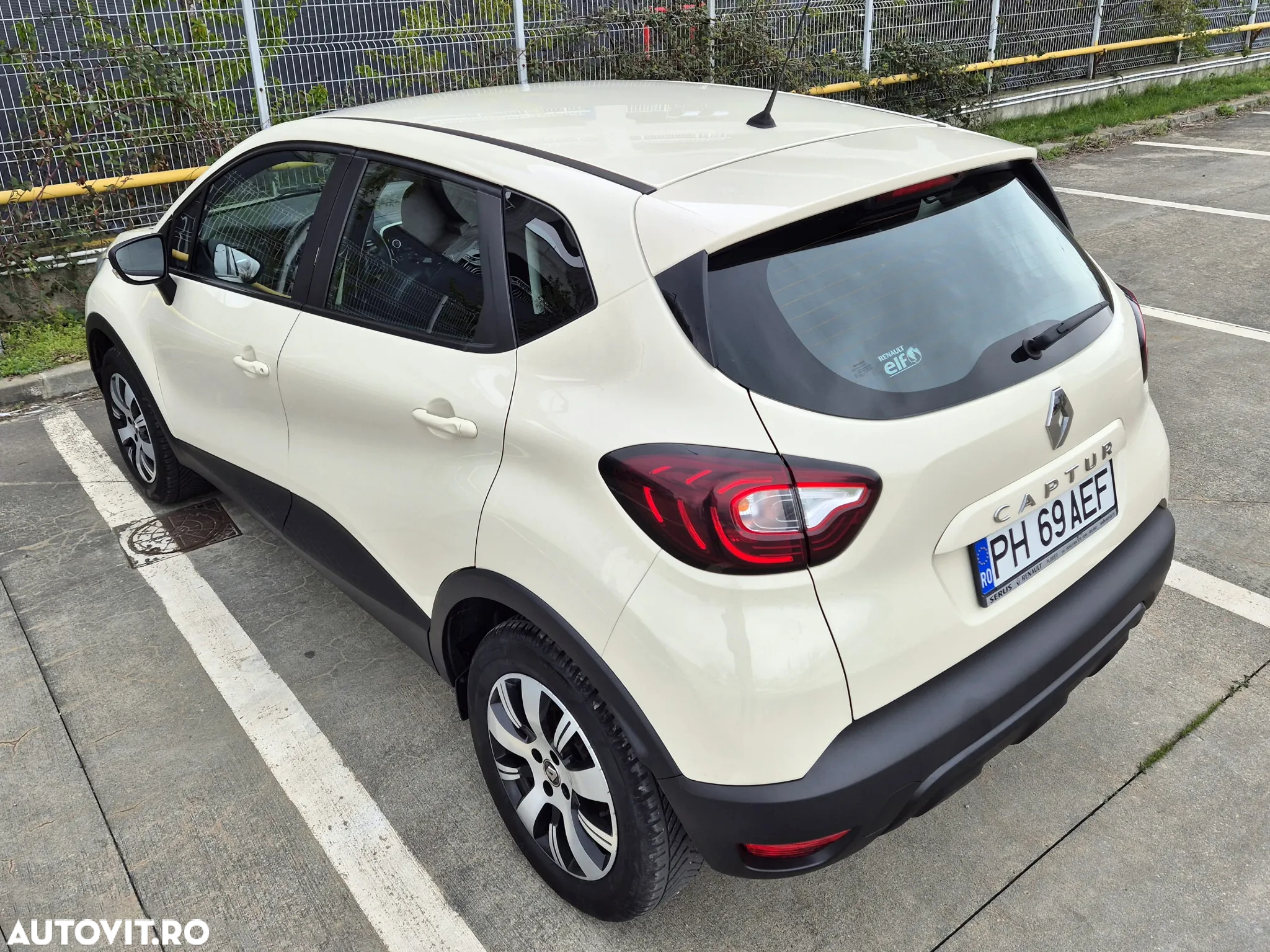 Renault Captur TCe Life Evo - 18