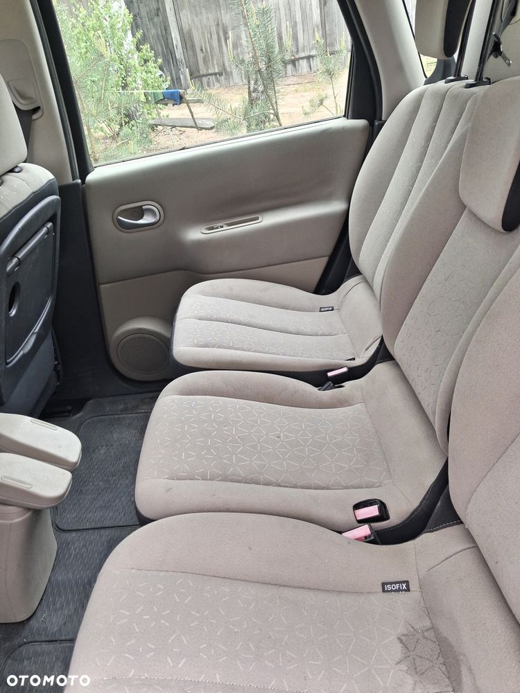 Renault Scenic - 2