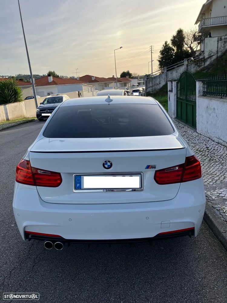 BMW 320 d Auto Pack M - 4