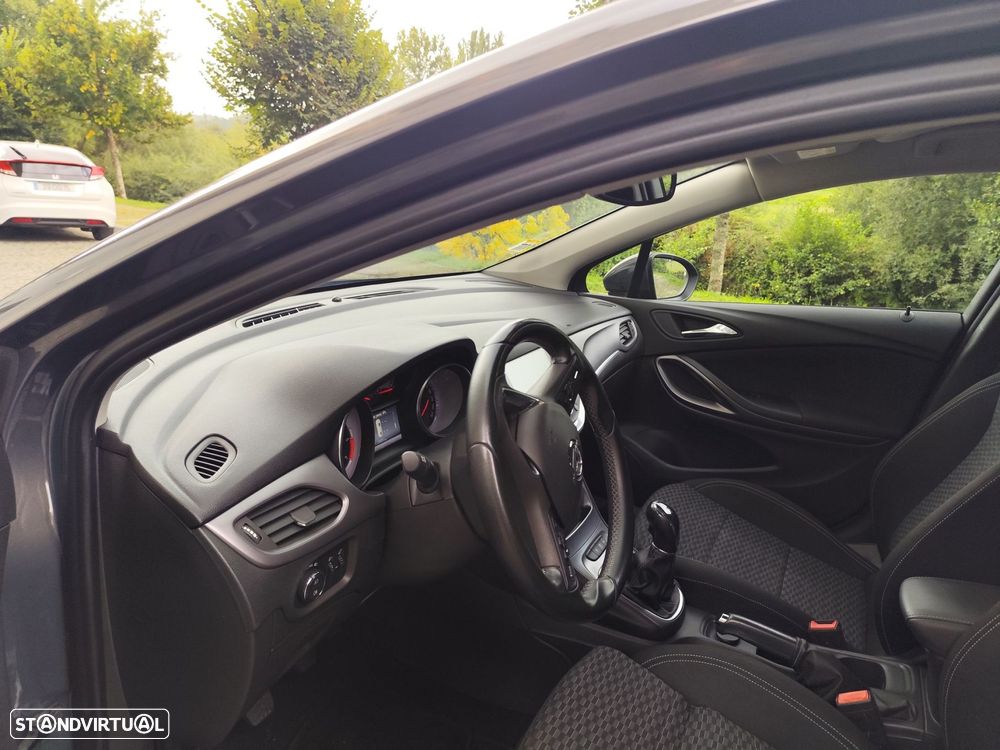 Opel Astra 1.6 CDTi Cosmo Start/Stop - 25