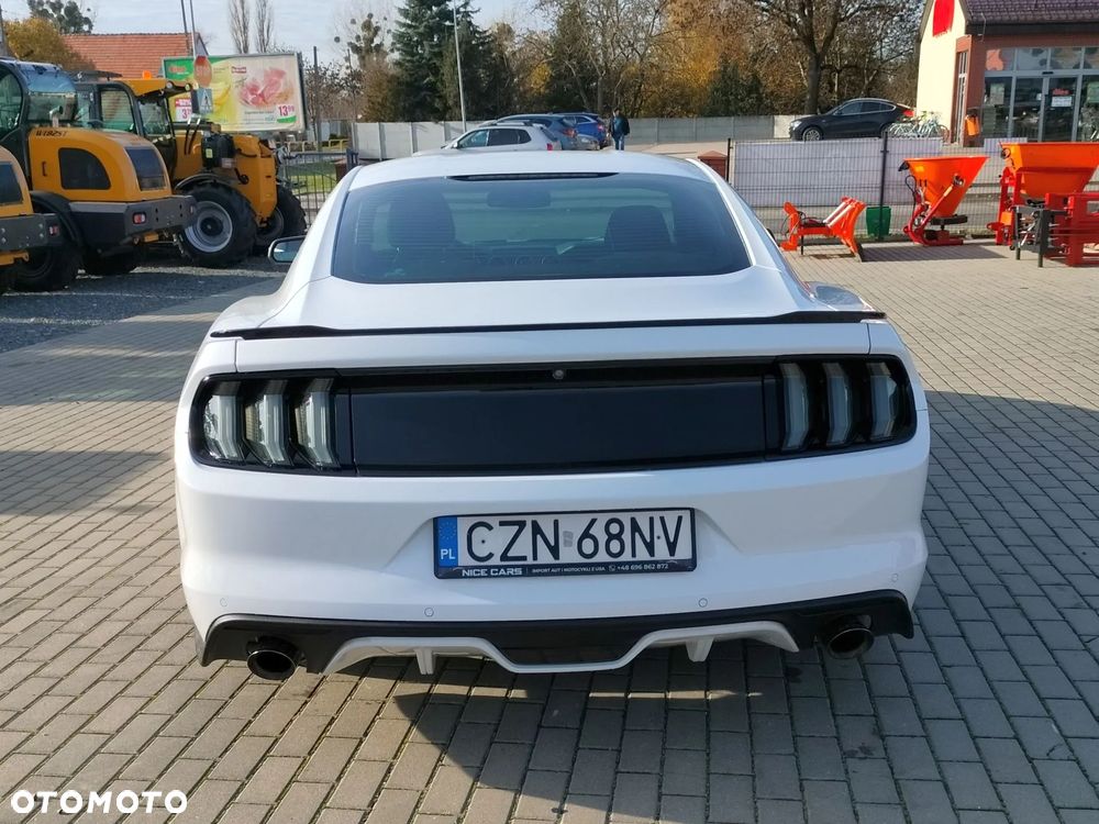 Ford Mustang 3.7 V6 - 11