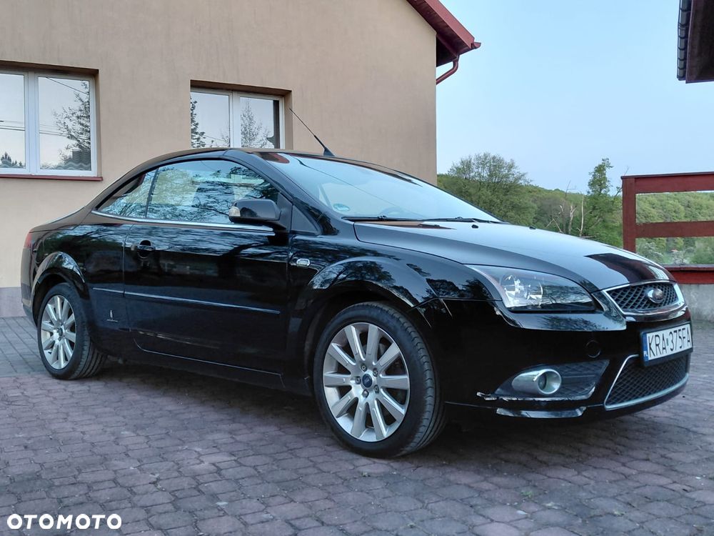 Ford Focus 2.0 16V Titanium - 1