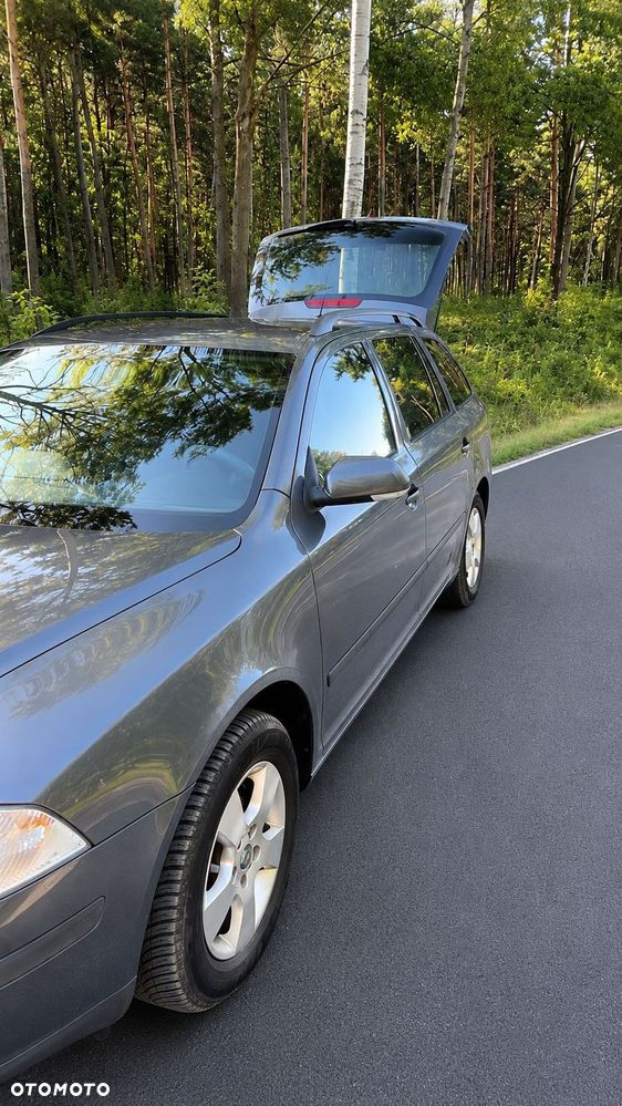 Skoda Octavia - 2