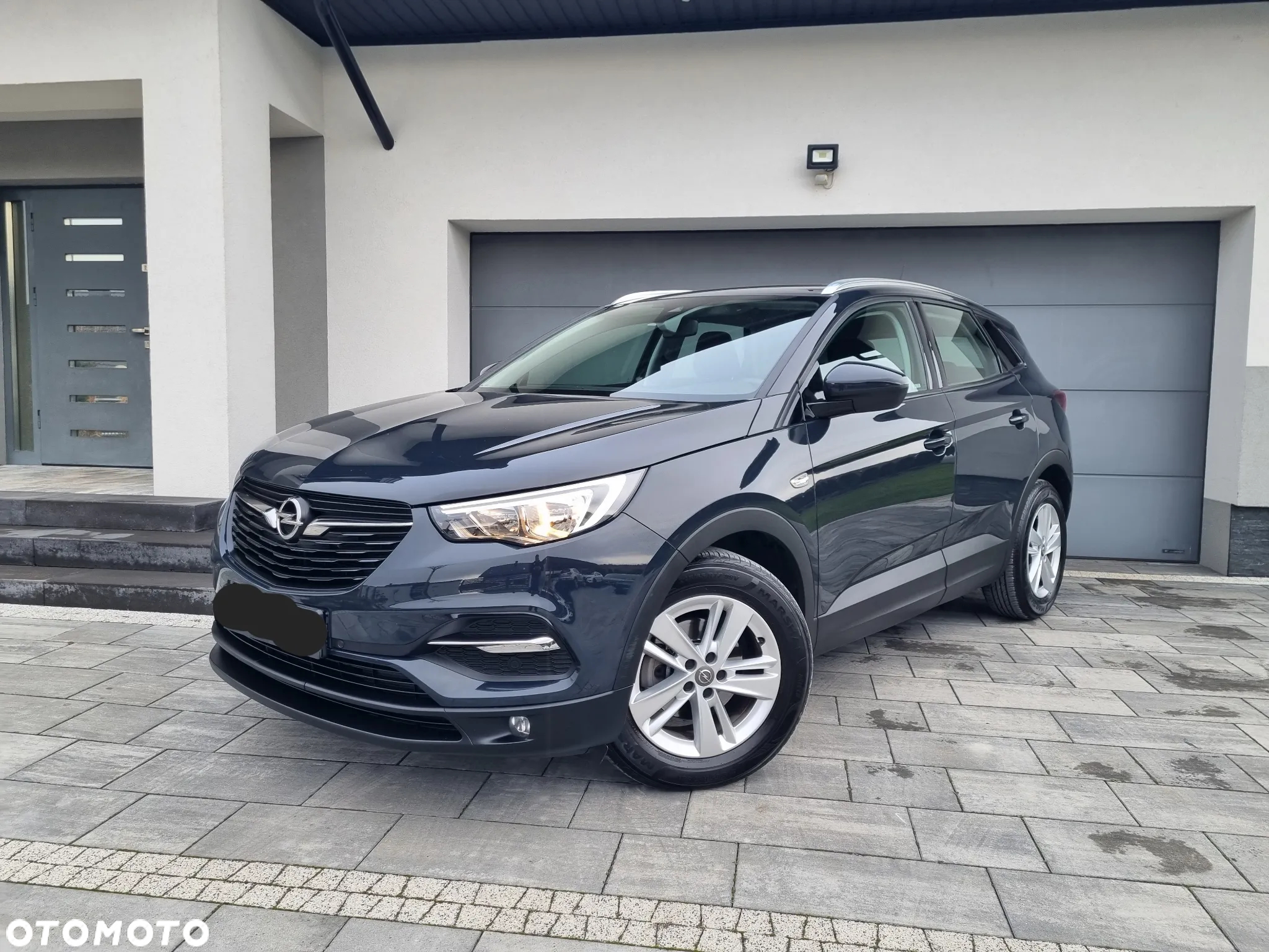 Opel Grandland X 1.2 Start/Stop Color Line - 2