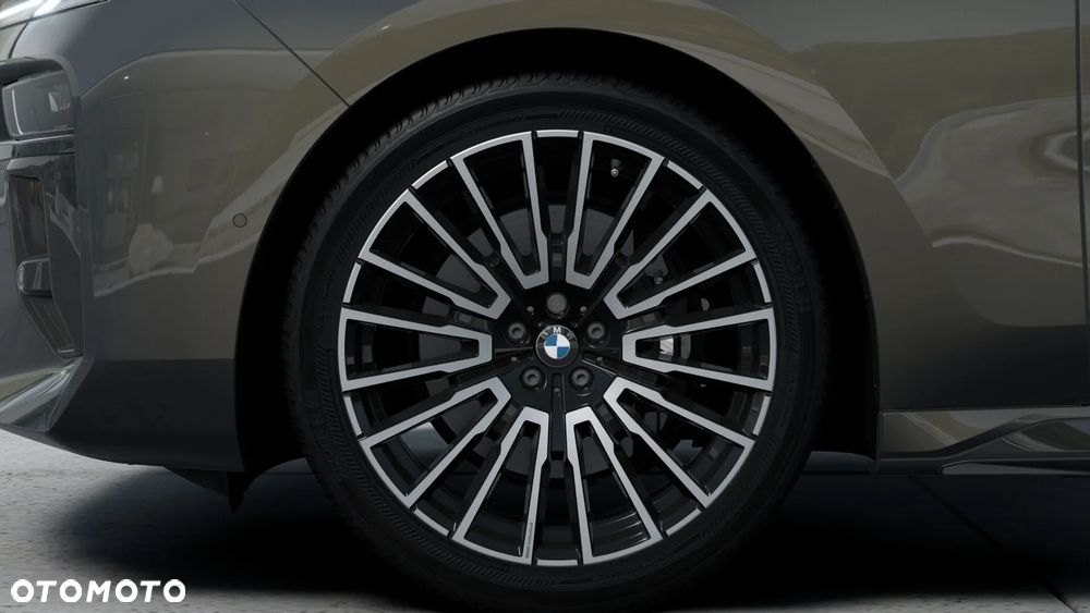 BMW Seria 7 740d xDrive mHEV sport - 7