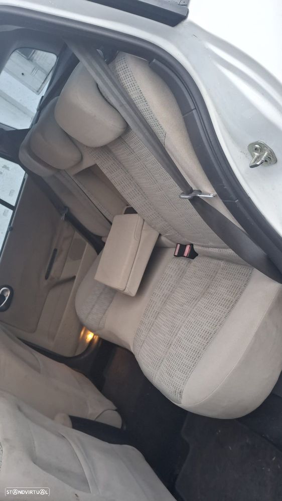 Renault Mégane Break 1.5 dCi Confort - 9