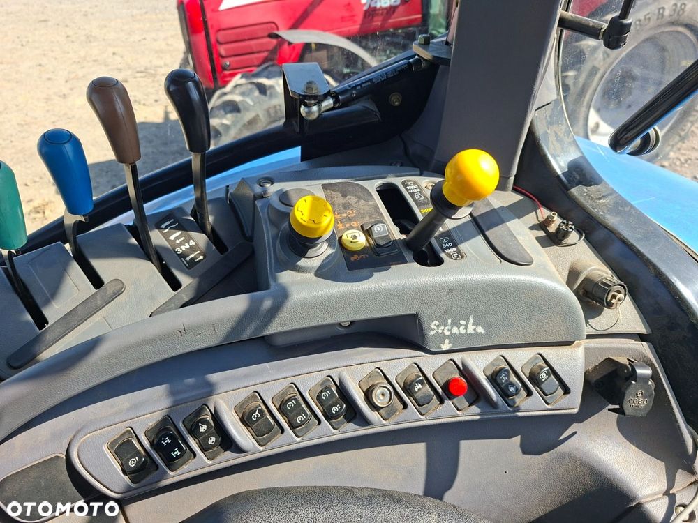 New Holland Ts 135 A 4X4 - 25