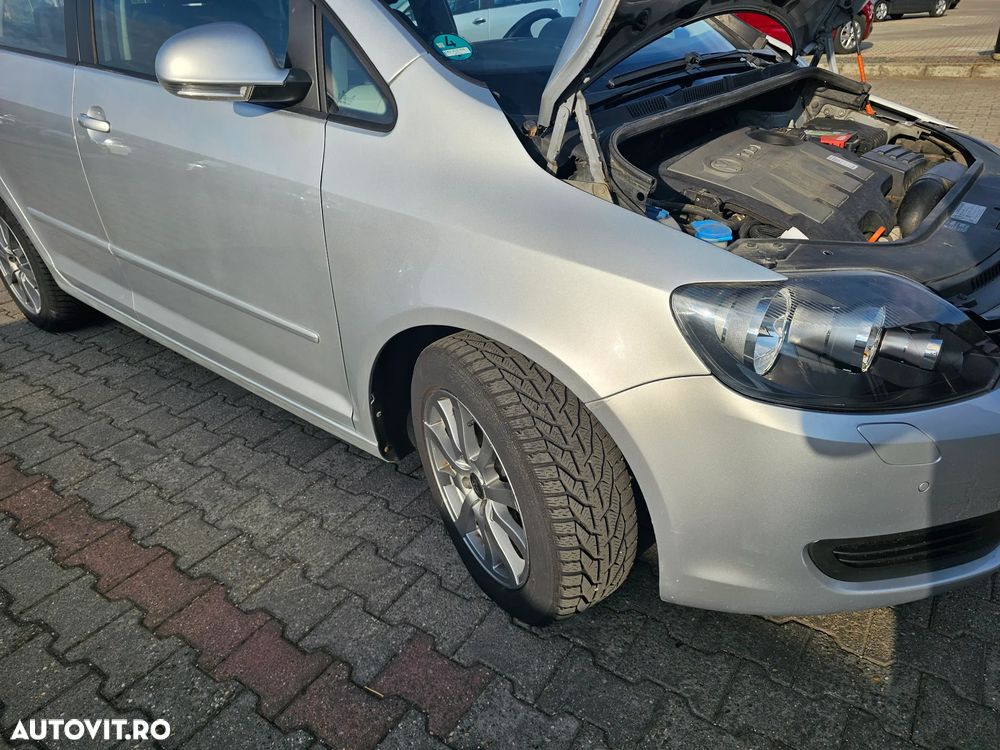 Volkswagen Golf Plus 1.6 TDI DPF Comfortline - 18