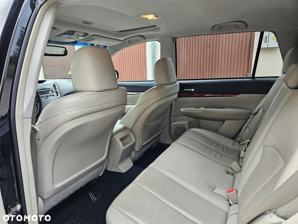Subaru Outback - 9