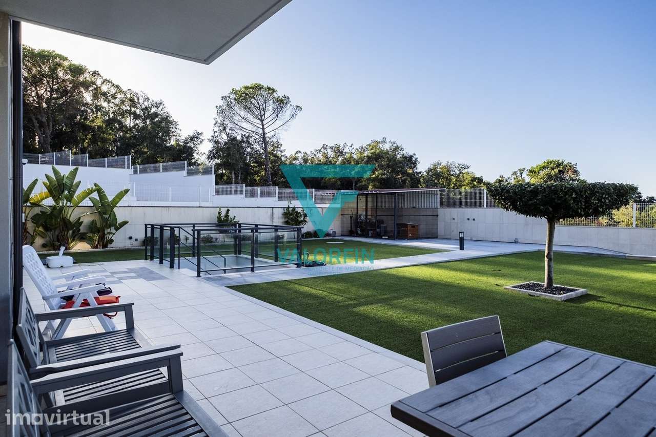 Apartamento T3 com Jardim Privativo de 270m² – Santa Clara - Parcei... - Grande imagem: 2/41