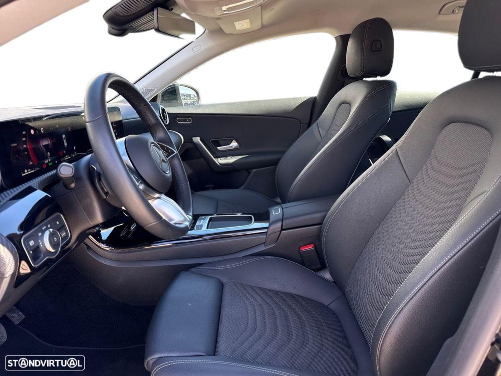 Mercedes-Benz CLA 250 - 11