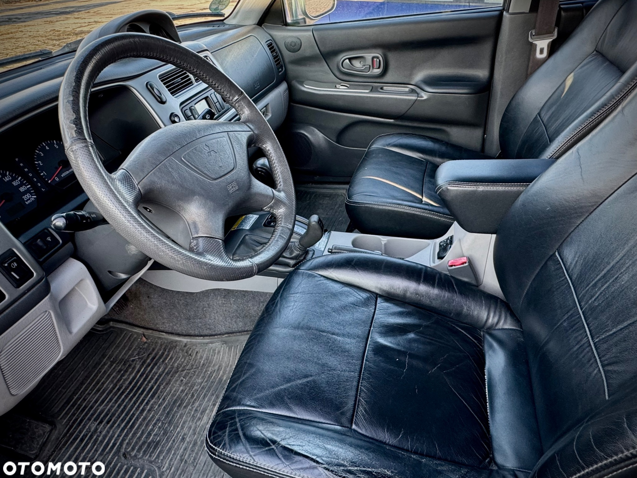 Mitsubishi Pajero Sport - 7