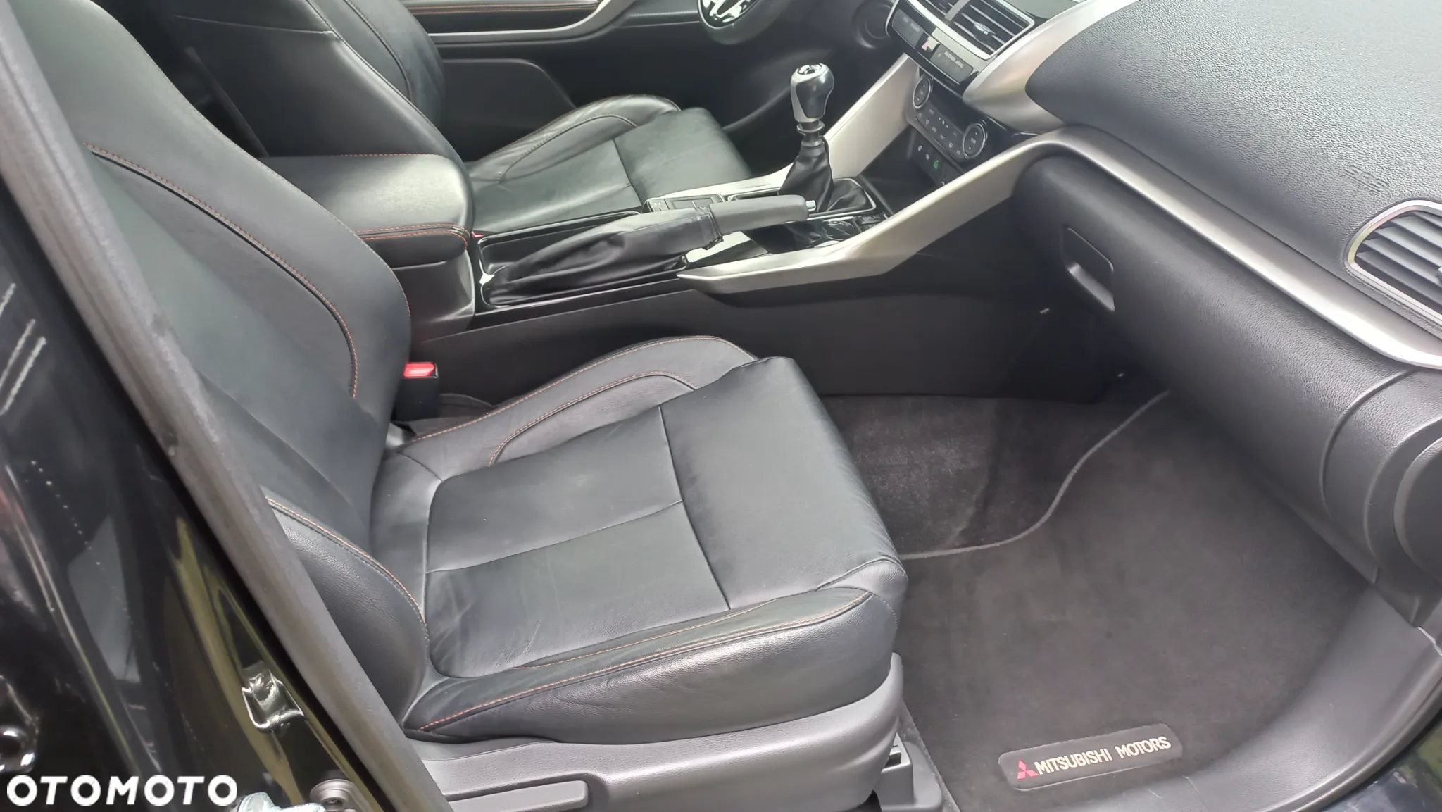 Mitsubishi Eclipse Cross 1.5 T GPF Inform - 16