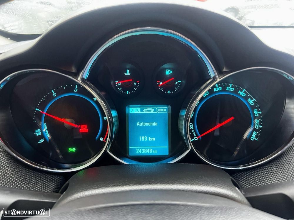 Chevrolet Cruze SW 1.7 VCDi LTZ - 22