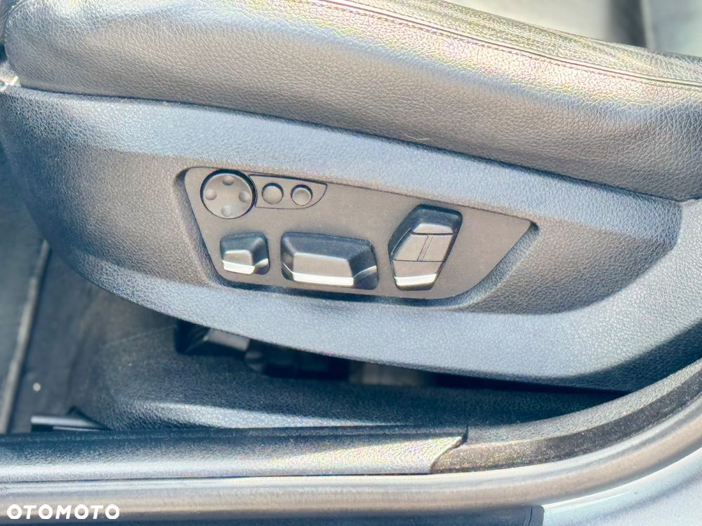BMW Seria 5 - 35