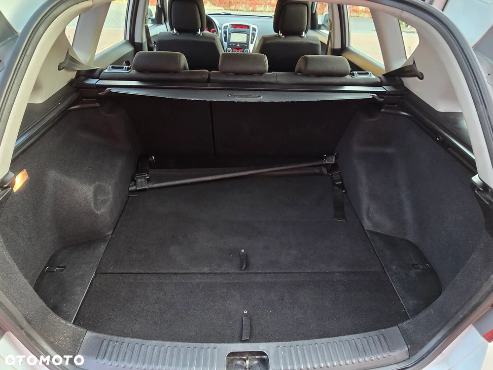 Kia Ceed 1.6 CVVT LX - 24