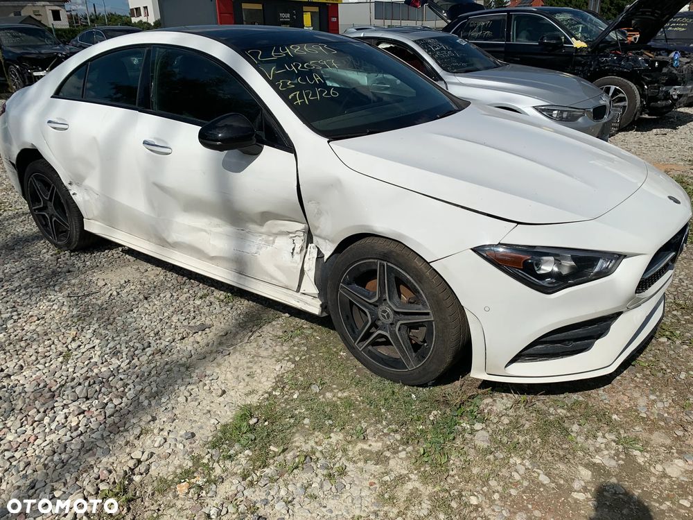 Mercedes-Benz CLA 250 4Matic 7G-DCT - 2
