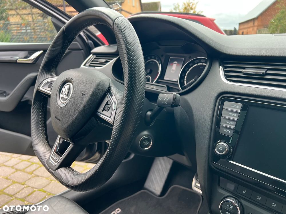 Skoda Octavia 2.0 TDI RS DSG - 36