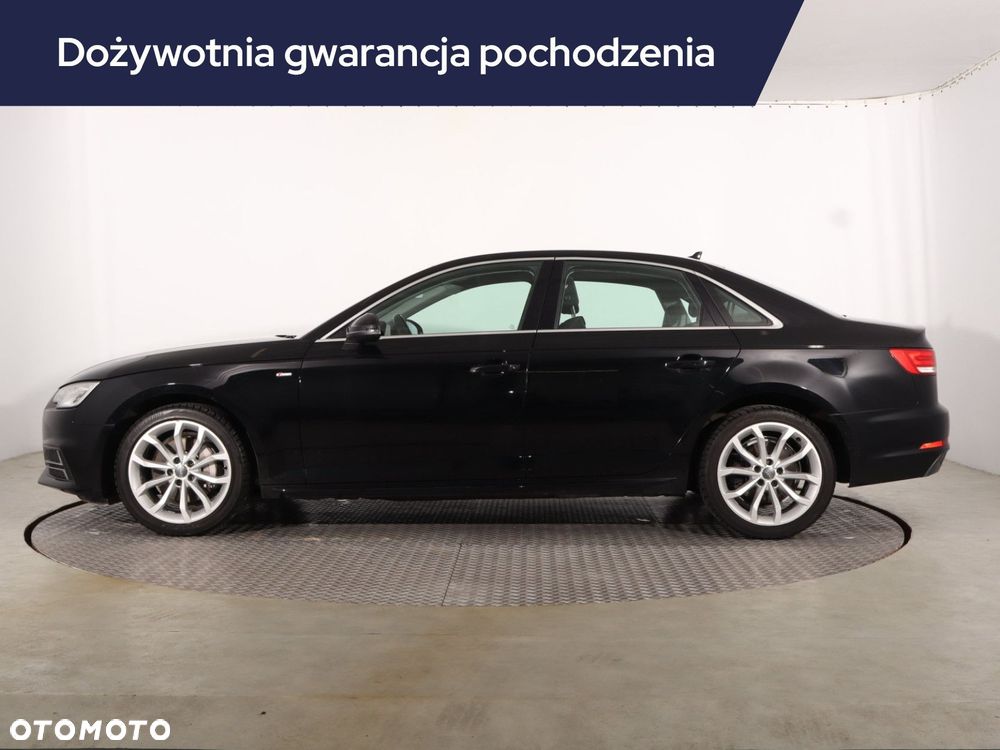 Audi A4 Limousine - 4